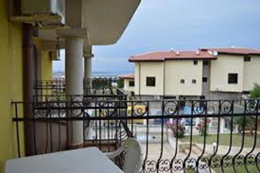 Green Hills - Sozopol Apartment Exterior photo